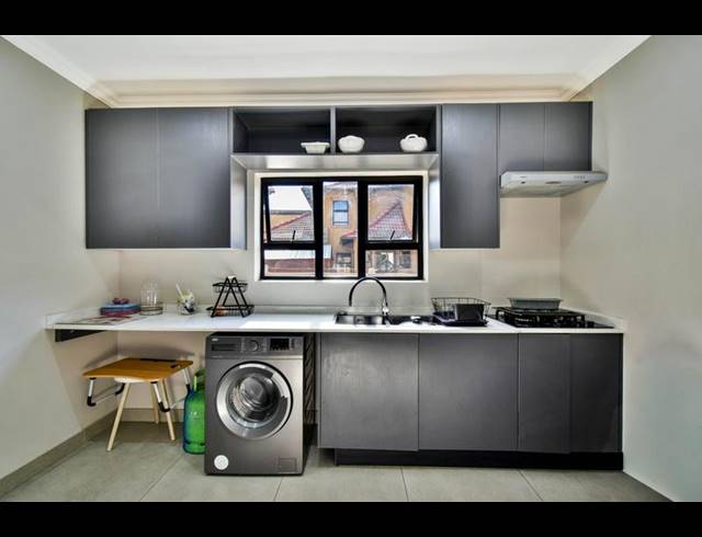 6 BEDROOM PROPERTY TO RENT IN SAVANNAH COUNTRY ESTATE